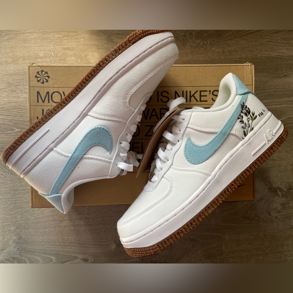 Nike Air Force 1 Indigo Sneakers